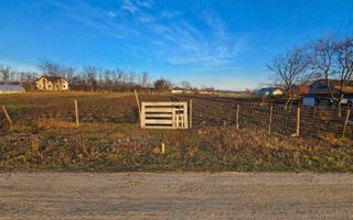 Teren intravilan de vanzare, 800 mp, Victoria, Iasi - Poză 1