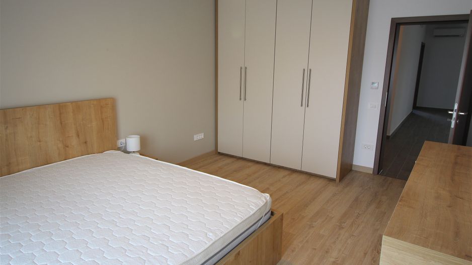 Apartament cu 3 camere de închiriat în zona Nord - Poză 15