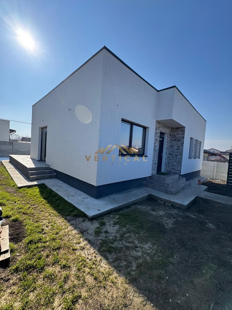 Casa 4 camere, parter,  Comuna Berceni - Poză 1
