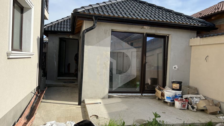 Casa individuala de lux in Cristian, 190 mp utili+filigorie - Poză 3