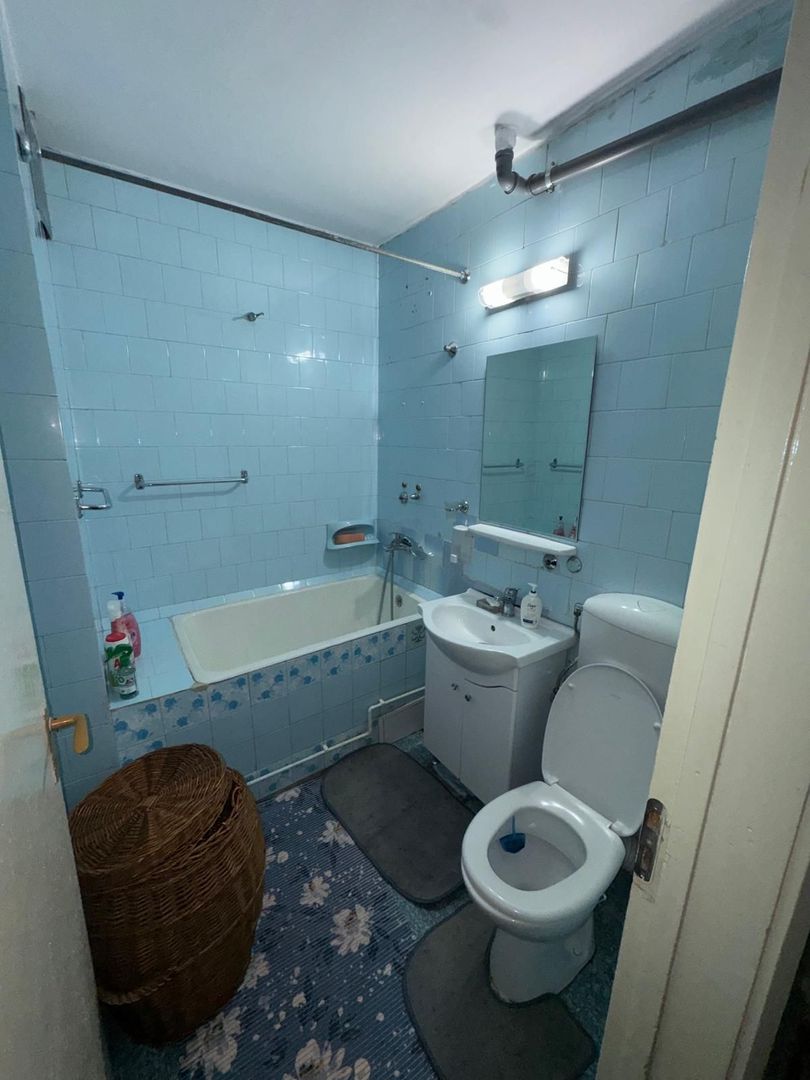 vand apartament 2 camere, etaj 2, zona Tratoria, incalzirea pe gaz - Poză 4