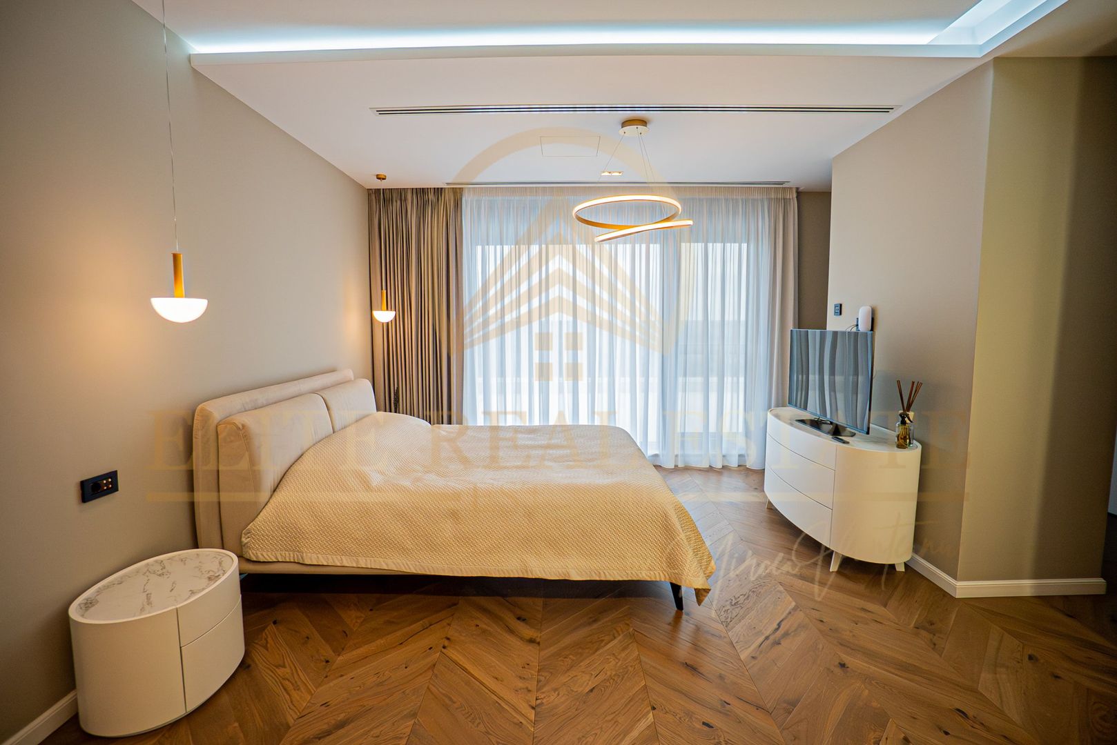 PENTHOUSE UNIC in mijlocul orasului Constanta - Poză 26