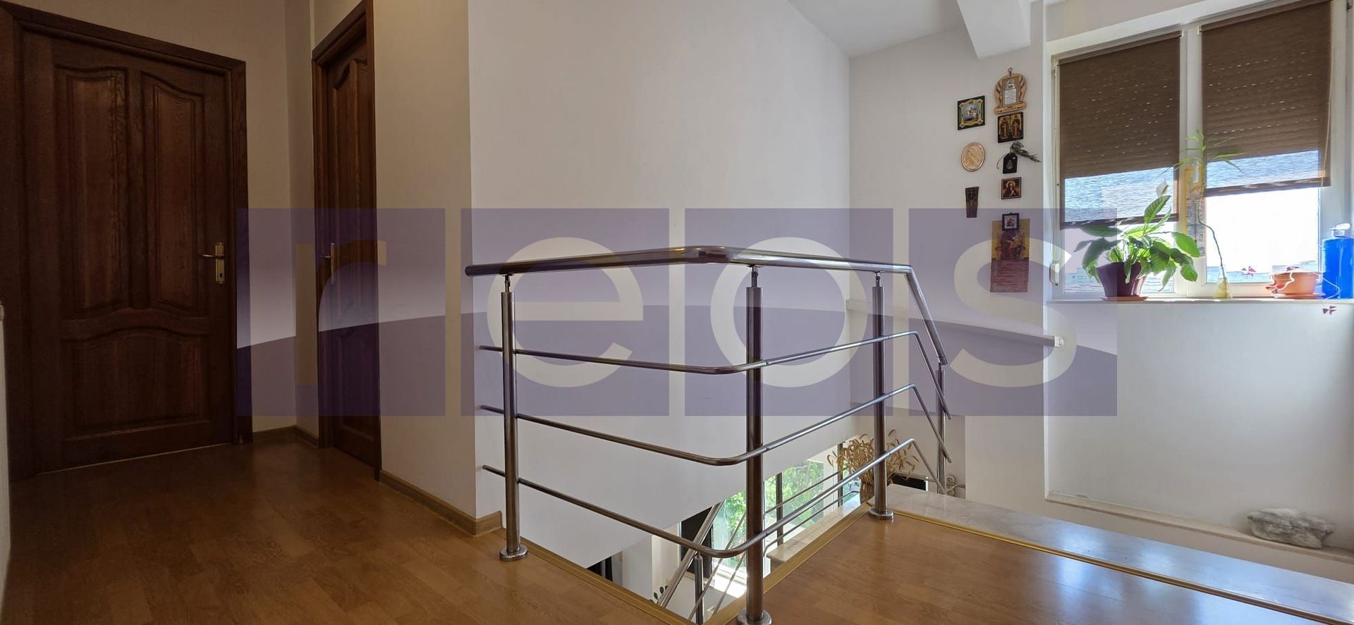 VANZARE DUPLEX 4 CAMERE DECOMANDAT- DRISTOR - Poză 17