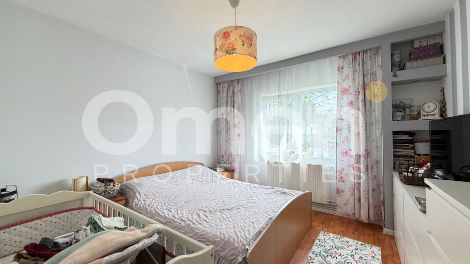Apartament cu 3 camere decomandat, etaj intermediar,  zona Lidl Hotvon - Poză 4
