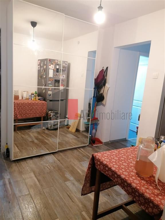 Apartamaent cochet 2 camere - Poză 1
