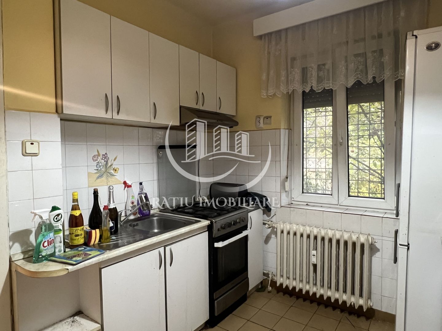 Apartament cu 2 camere | Parcare Supraterana | etajul 1 | Central | Oradea - Poză 5