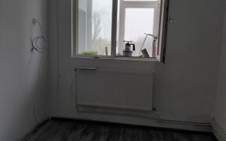 🏡 Apartament 2 camere  dec | Micro 13 | Etaj 4/5 | 55 mp totali ,liber - Poză 8