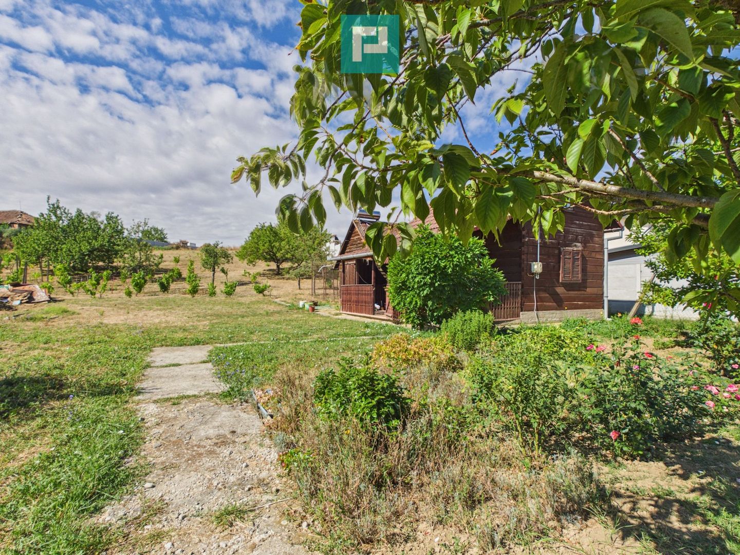 Casă din lemn în Uileacu de Munte – teren 2140 mp - Poză 17