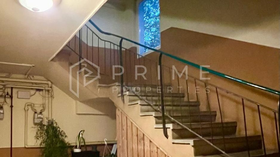 Apartament 3 camere, etaj 1/4, strada Banat, Tudor - Poză 9