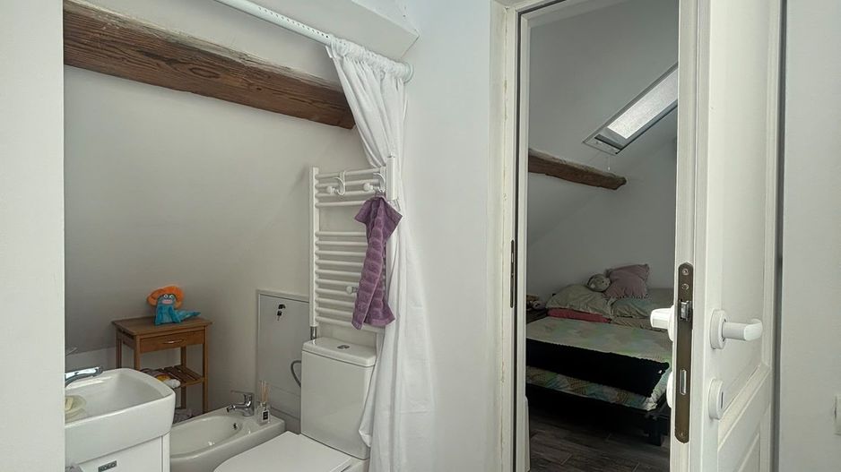 Apartament 2 camere, ultracentral, str.Traian Mosoiu - Oradea - Poză 9