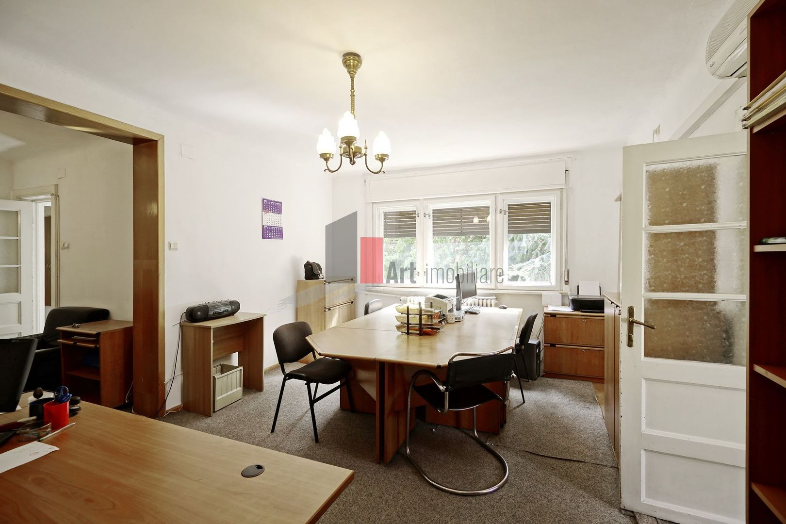 Proprietatea "ARCHA" , Vatra Luminoasa, JUMATATE DE VILA, intrare separata - Poză 3