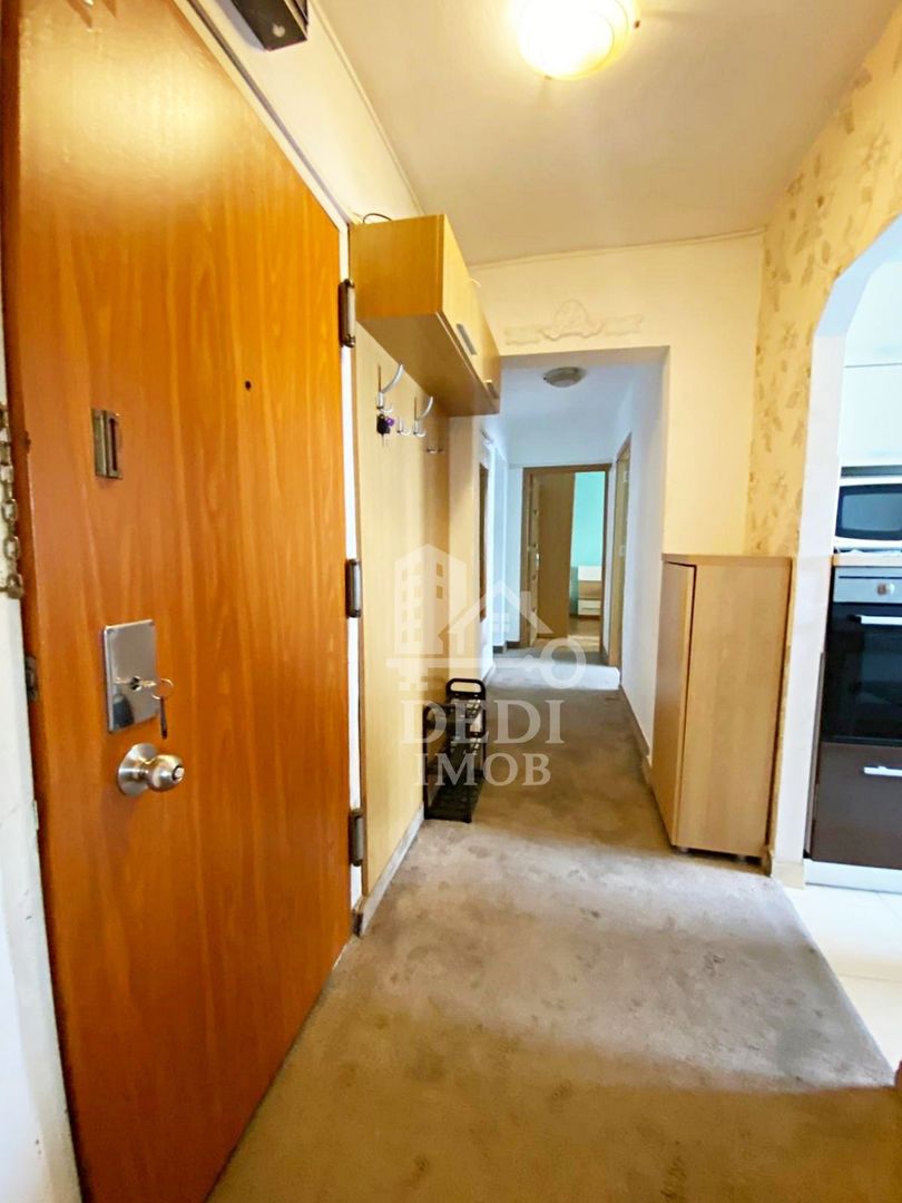 Apartament cu 3 camere de vanzare zona Bulevardul Dacia, Oradea - Poză 10