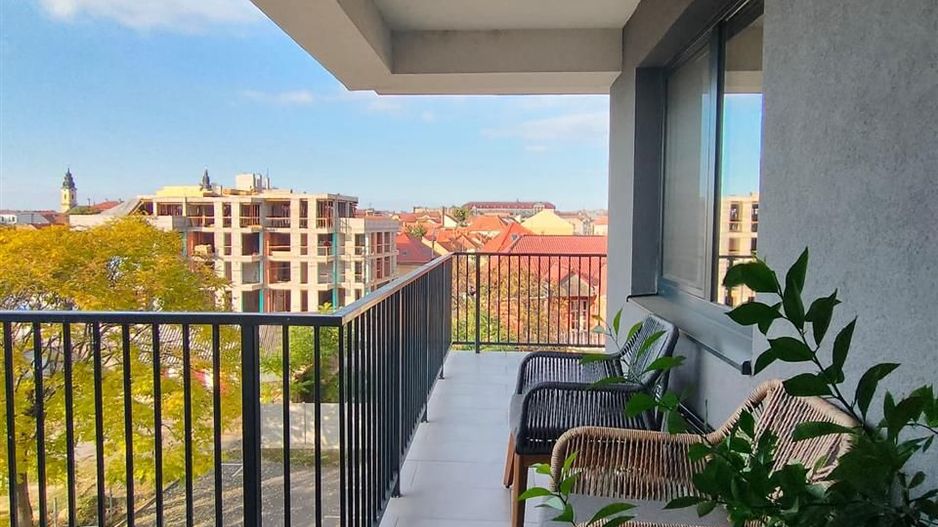 Apartament  3 camere in bloc nou cu parcare privata in zona centrala - Poză 8