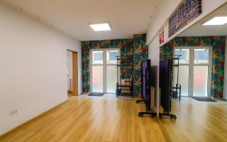 Spatiu:birouri,cabinet,contabilitate, servicii,IT,studio,showroom,Central,Brasov - Poză 9