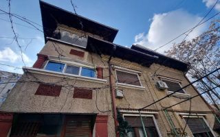 Vilă premium de vânzare – oportunitate excelentă pentru investiție - Poză 1