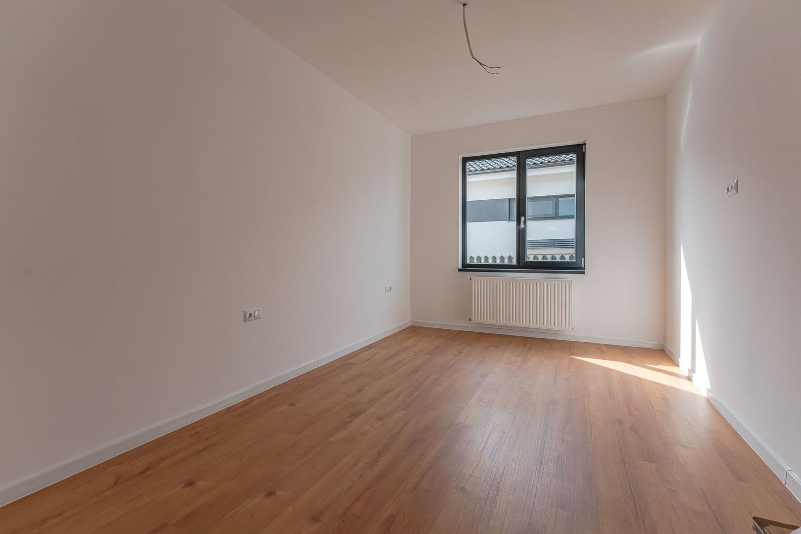 Casa individuala dispusa pe un singur nivel in Izvor, Tarlungeni - Poză 10