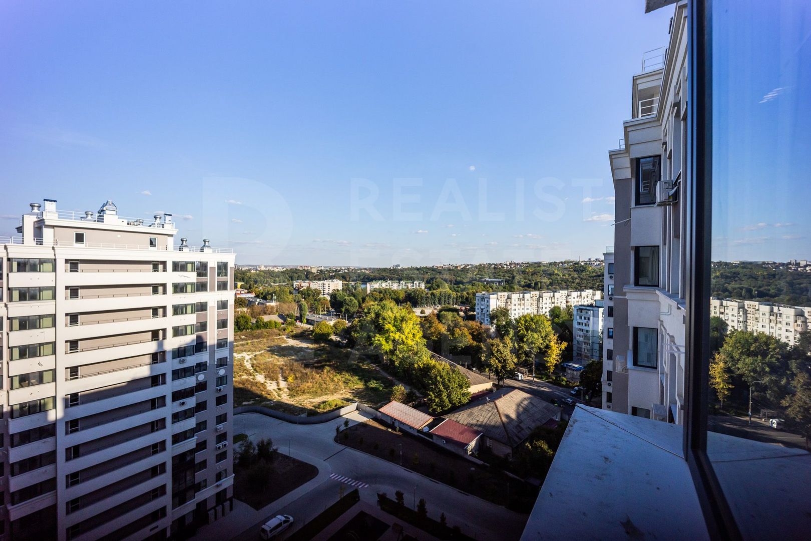 Vânzare, apartament, 3 camere, str. Vasile Lupu, Buiucani - Poză 1