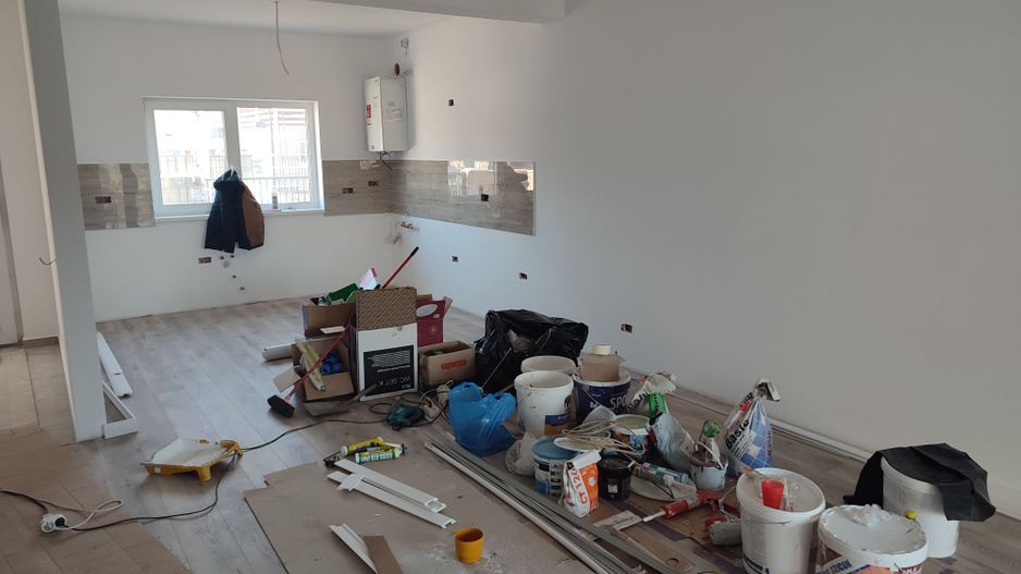 Sacalaz, 1/2 Duplex pe Etaj, 4 Camere,2 Bai,Terasa Acoperita - Poză 4