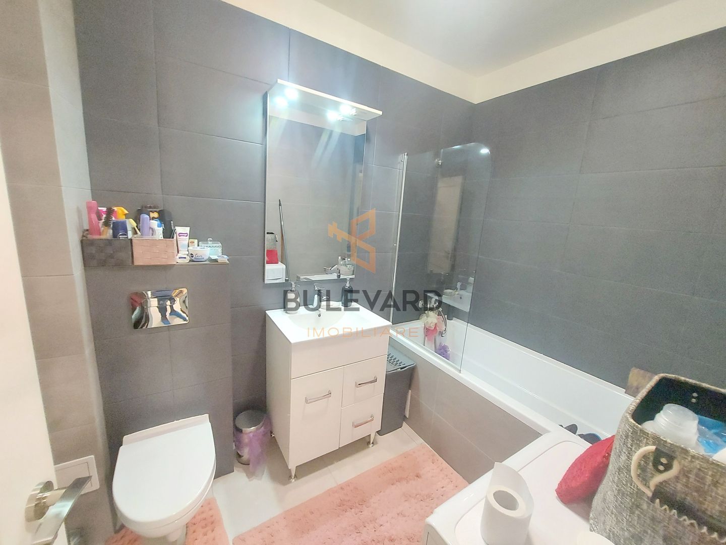 Apartament cu 3 camere,  zona Porii! - Poză 8