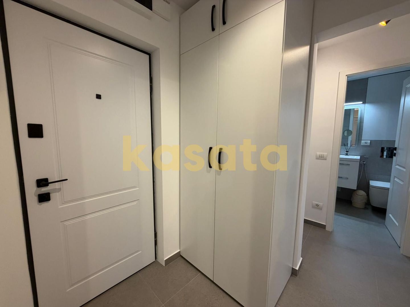 Apartament 2 camere de închiriat | Pajura | Aproape de metrou - Poză 8