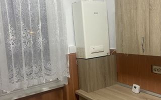 Vând apartament 2 camere, 50 mp si balcon, renovat și mobilat. - Poză 3