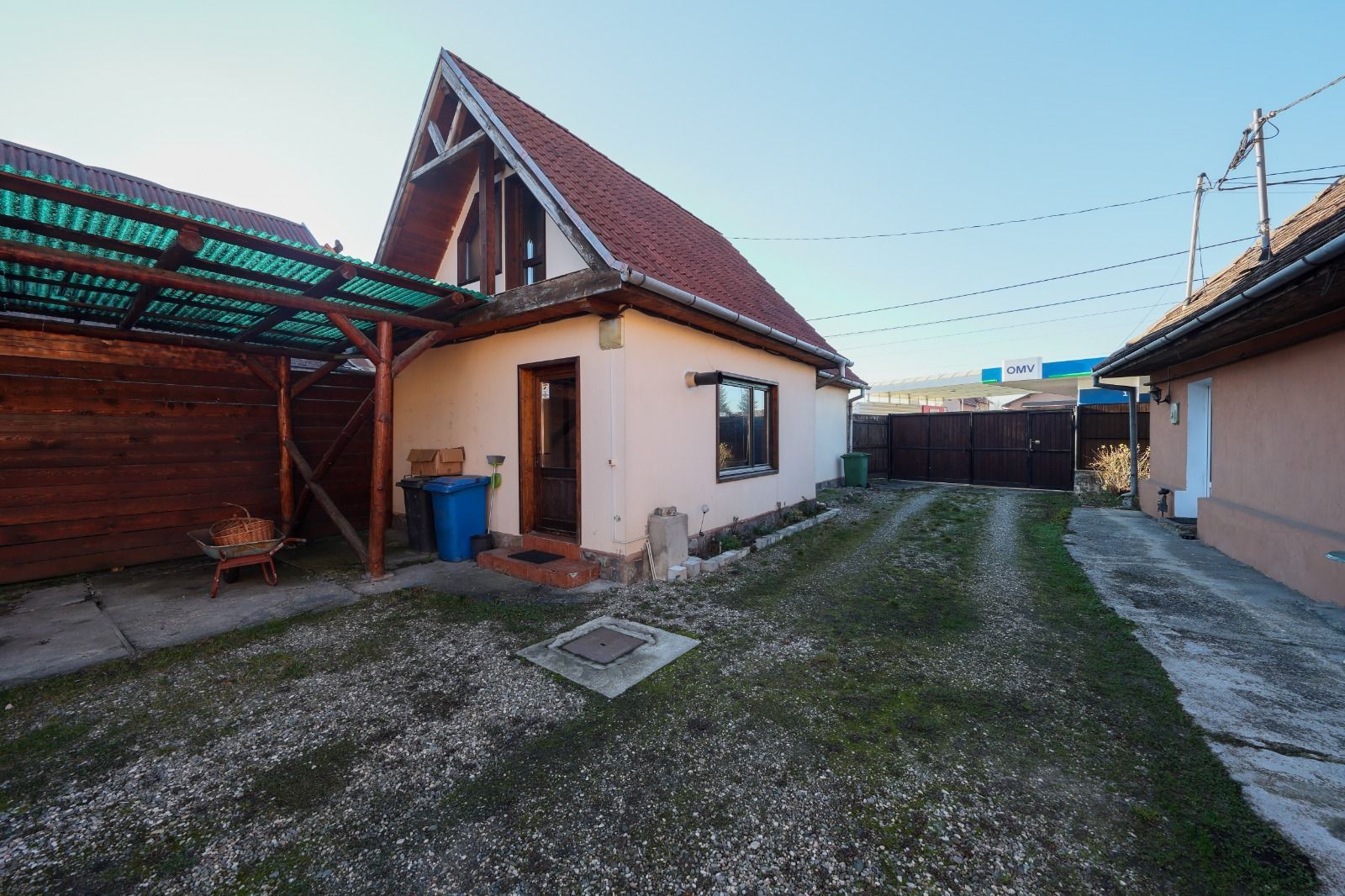 Casa de vanzare Rasnov + Spatiu Comercial | Teren 1062mp - Poză 6