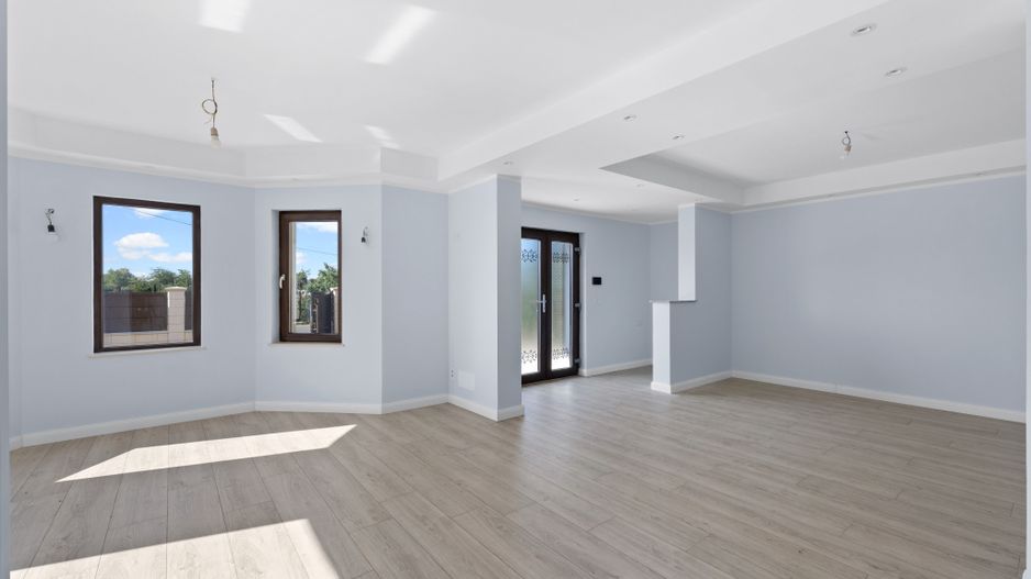 Eleganta, Confortul, Calitatea, liniste Vila P+M Garaj Pecica Arad - Poză 3