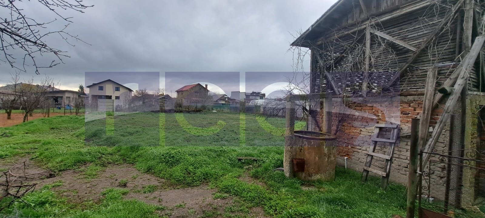 CASA | TEREN 2000 MP | CURTE GENEROASA | IDEAL PENTRU GRADINA SAU LIVADA - Poză 9