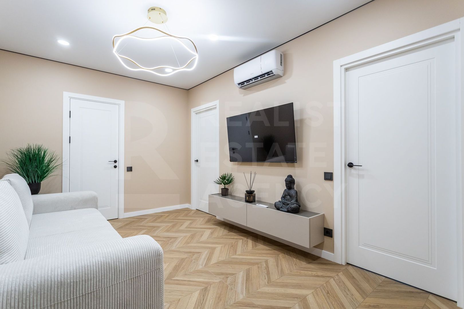 Vânzare, apartament, 2 camere, strada Cornești, Rîșcani - Poză 2