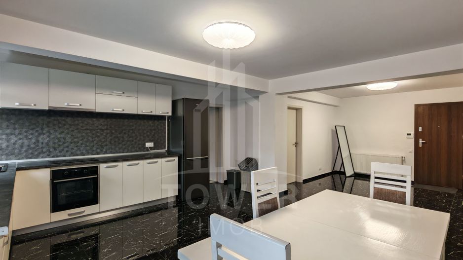 Penthouse 100 mp, terasă generoasă- vedere panoramică, compartimentare excelenta - Poză 2