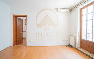 Vila premium ultracentrala, fara vecini, teren 377 mp, garaj! - Poză 23