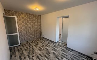 SPAȚU COMERCIAL 34 MP CAMPULUNG VIZAVI DE CENTRU MEDICAL CLUBUL SANATĂȚII - Poză 5