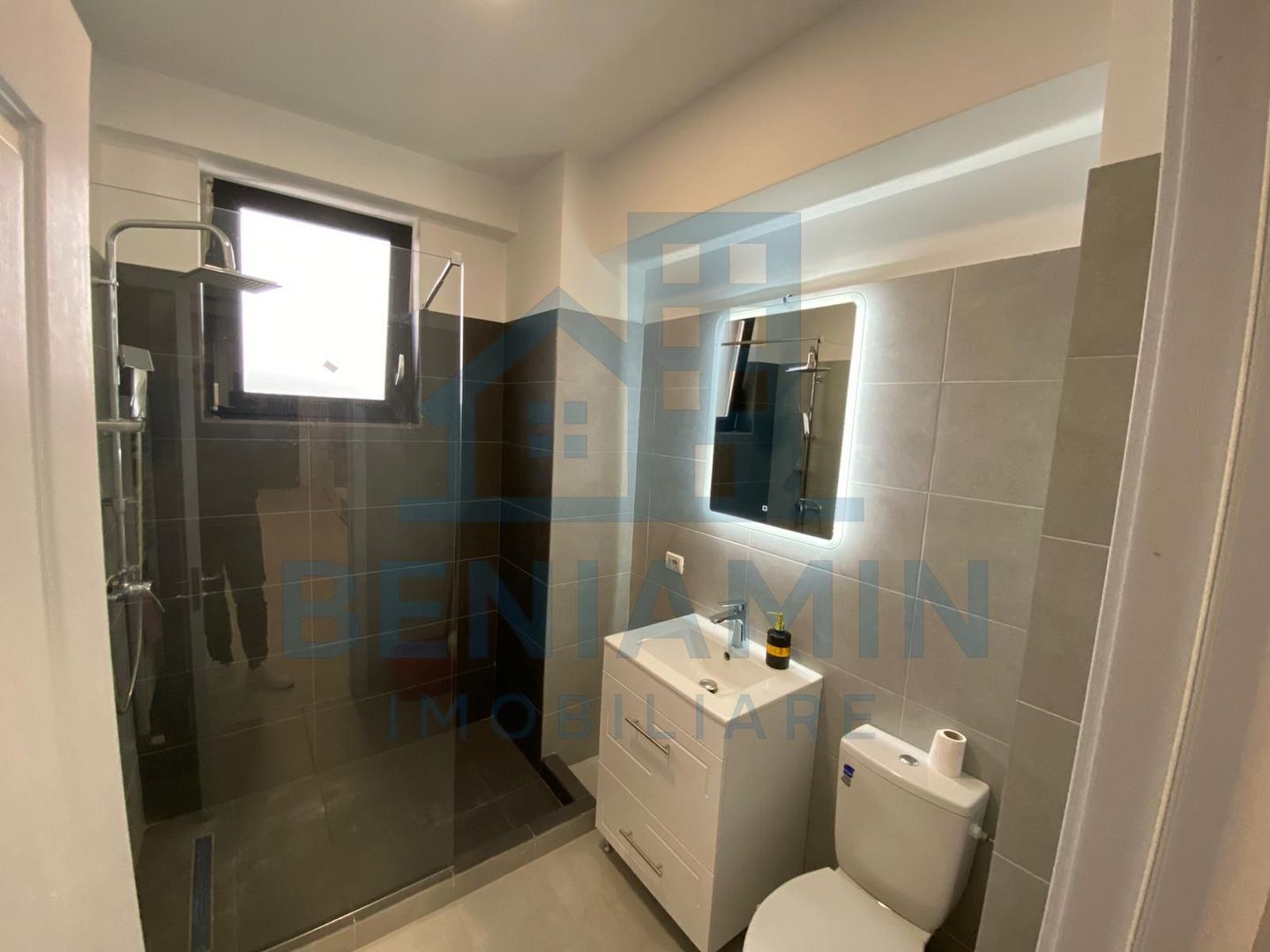 Apartament open space | Prima închiriere | Bloc nou | Zona Consul - Poză 7