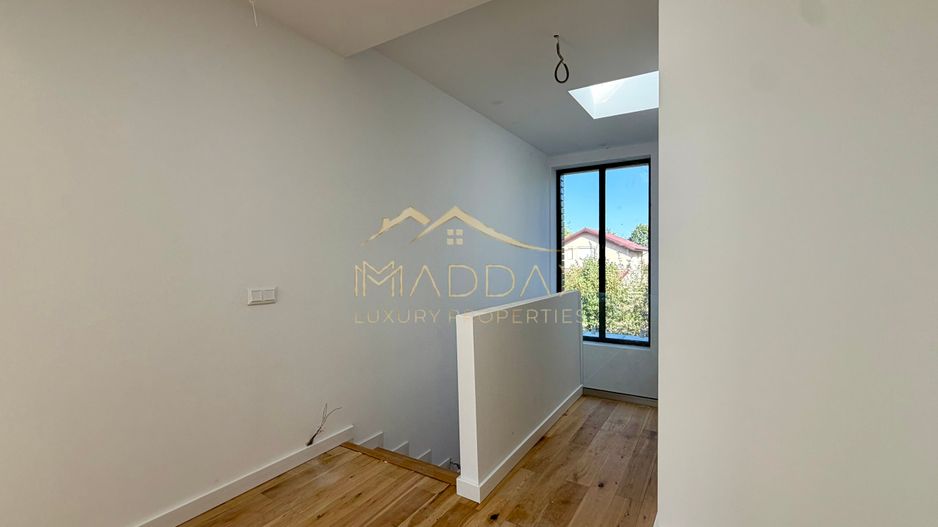 Vila Mediteraneana P+1E // 5 camere / 136 mp utili /garaj / Tunari - Poză 54