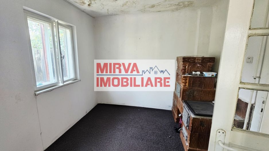 🏠 Casă de vânzare în zona Traian, Ploiești – Potențial uriaș! 🧱 - Poză 37