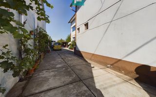 Casă cu teren de 1246 mp în Pârneava - Poză 13