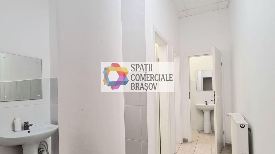 Spatiu birouri de închiriat Brasov - 220 mp # spatii-comerciale-brasov.ro - Poză 20