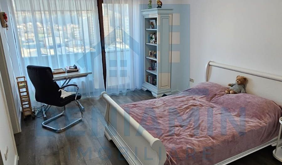 Penthouse vedere panoramica 220mp luxos modern - Poză 8