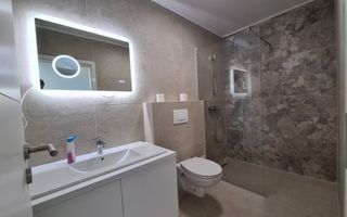 Duplex modern cu 5 camere si 2 bai - curte de 750mp in Ghiroda - Poză 6
