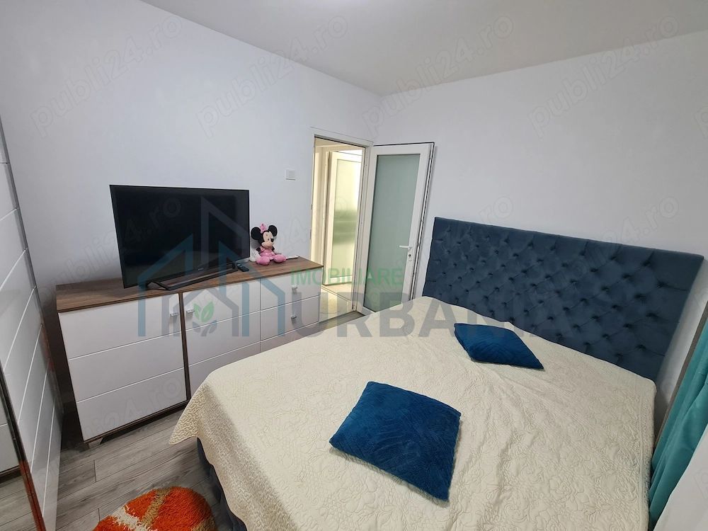 Apartament 3 camere de vânzare, Filiasi, mobilat și utilat, etaj 3 - Poză 9