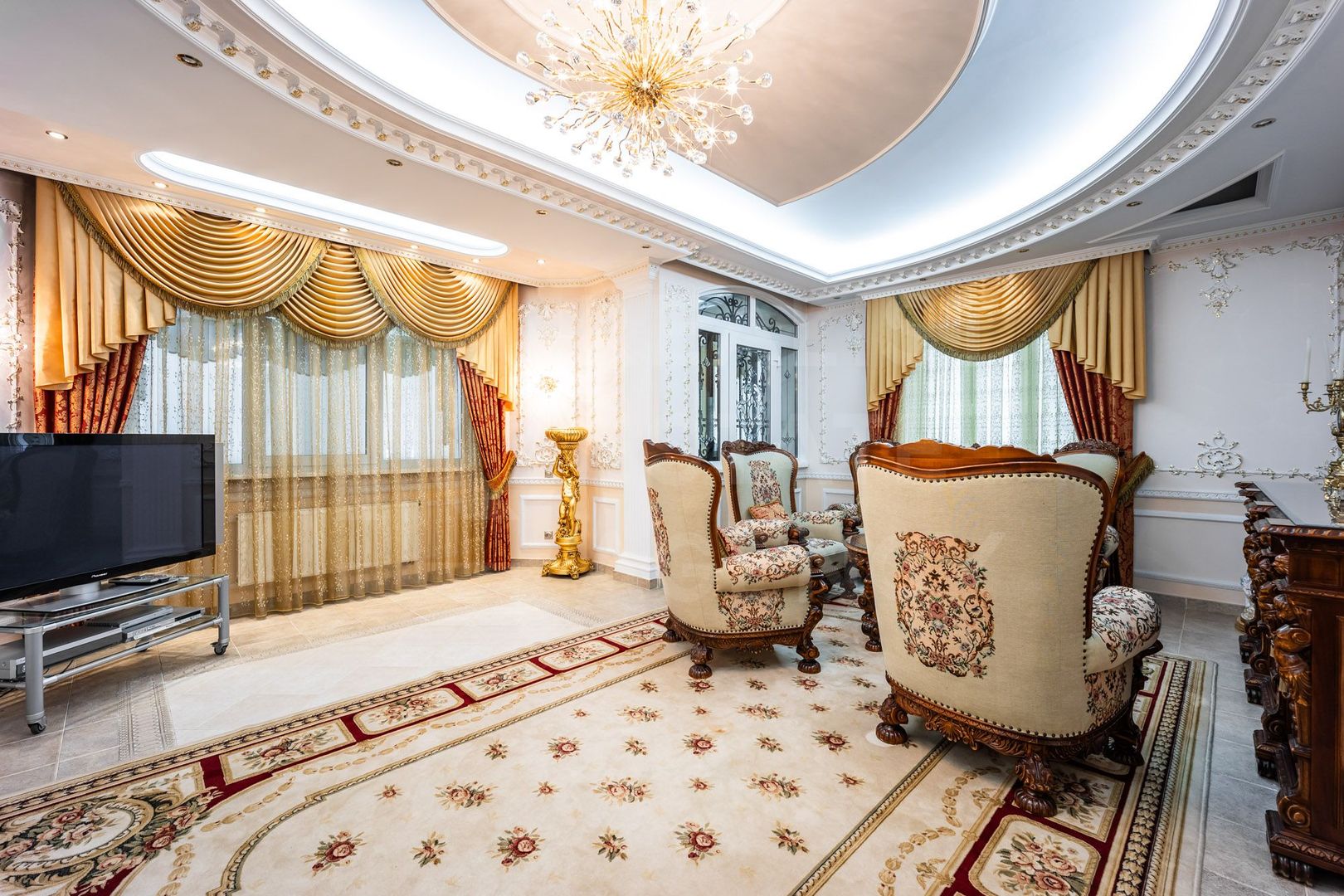 Se oferă spre chirie casă exclusivistă amplasată în Centul orașului - Poză 12