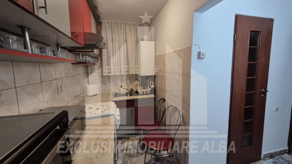 Apartament cu 2 camere decomandate, etaj 1, Cetate - Poză 2