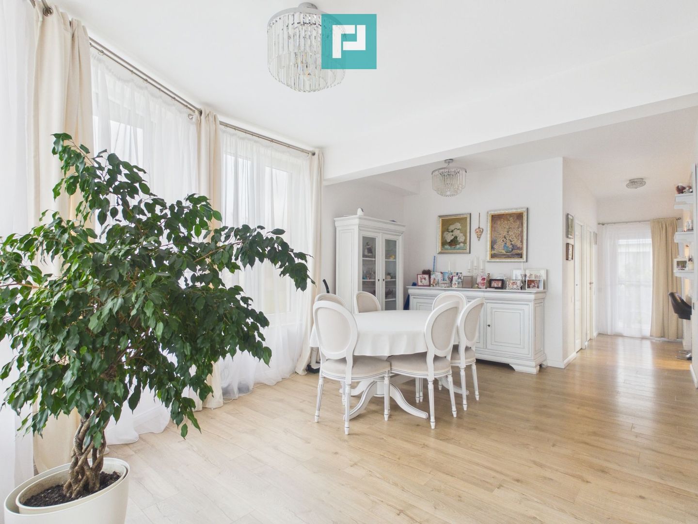 Casă 4 camere cu teren 450 mp pe Dealurile Oradei - Poză 26