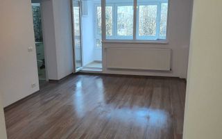 Apartament 3 camere centrala proprie renovat Favorit - Poză 1