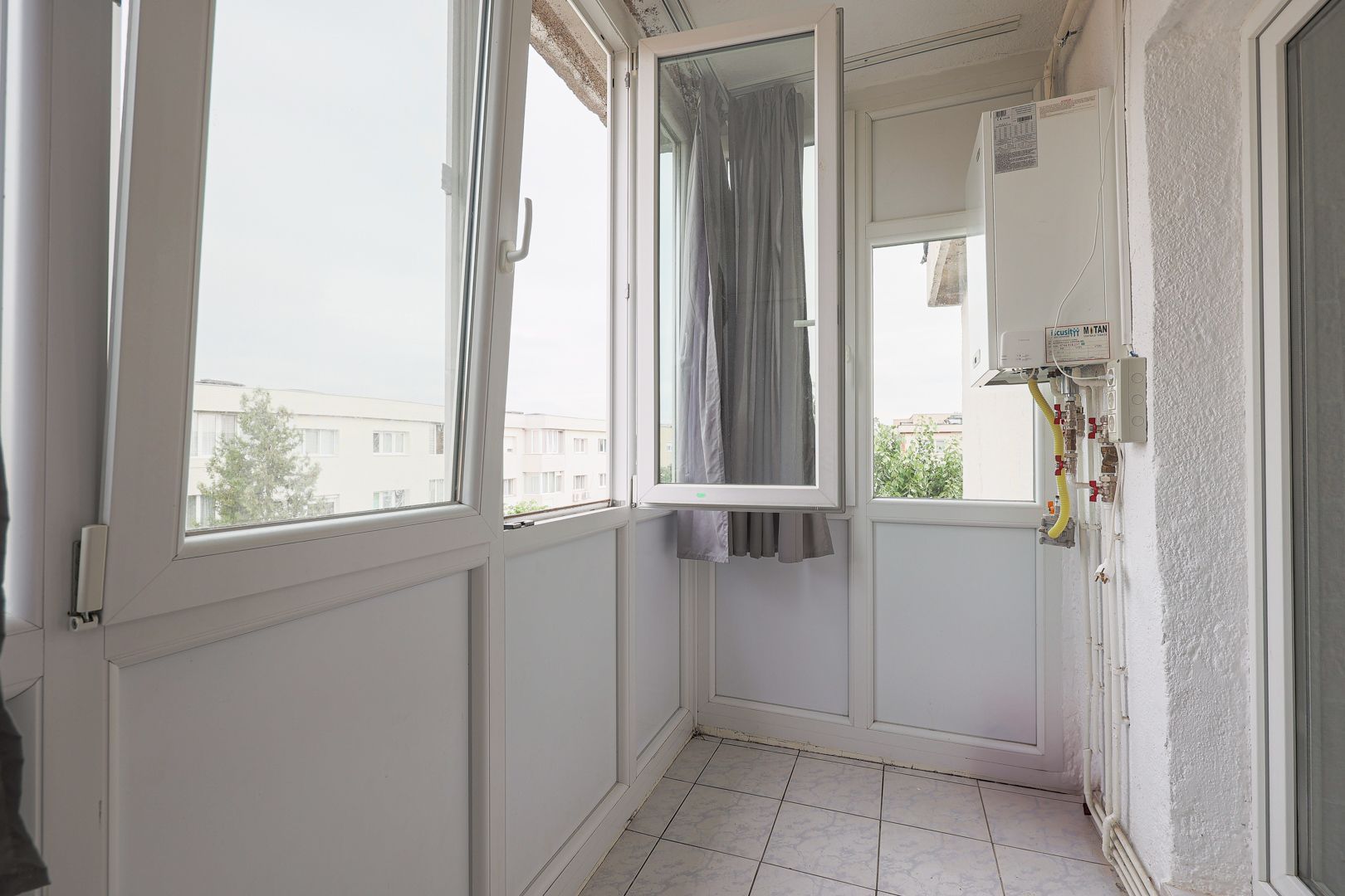 VANDUT! Apartament 2 camere decomandat – Zona 300 - COMISION 0% - Poză 5