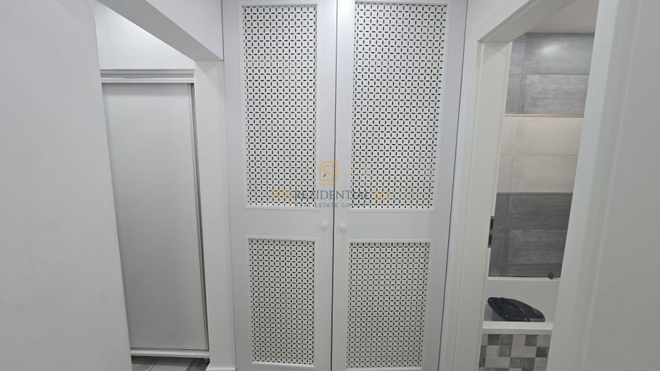 Apartament cu 4 camere de vanzare, Bd. C-tin Brancoveanu, Sector 4 - Poză 14