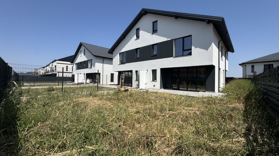 Vile Otopeni 23 august 5 camere, TOATE utilitatile - Poză 2