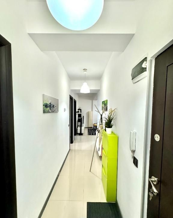 APARTAMENT LUX 2 CAMERE DEMISOL JIULUI - Poză 2