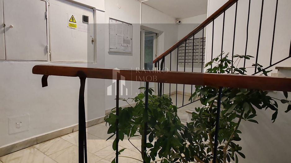 Garsoniera Metrou Costin Georgian, spatioasa, mobilata - Poză 14