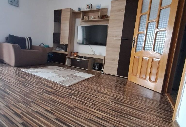 Garsonieră 34 mp | Etaj 1 | Mobilată și utilată | Zona Far – Constanța - Poză 2